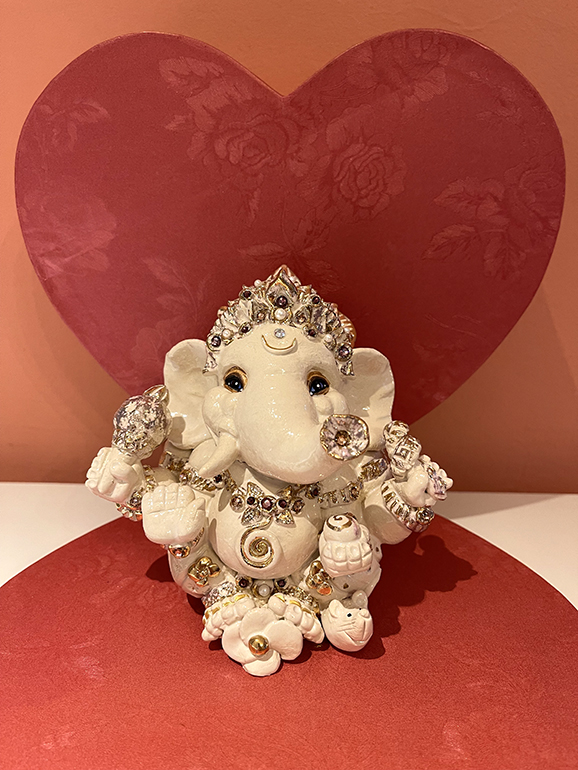 Brigitte Saugstad Ganesha Royal-36, ceramic statue, sculpture, idol, figurine, elephant -A
