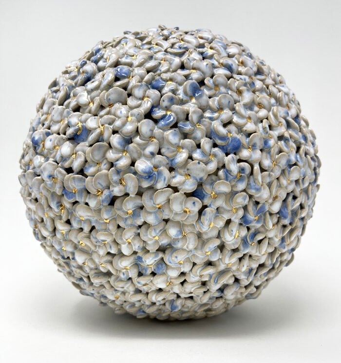 Brigitte Saugstad ViennaBloom-18 white-blue, art nouveau flower sphere -B