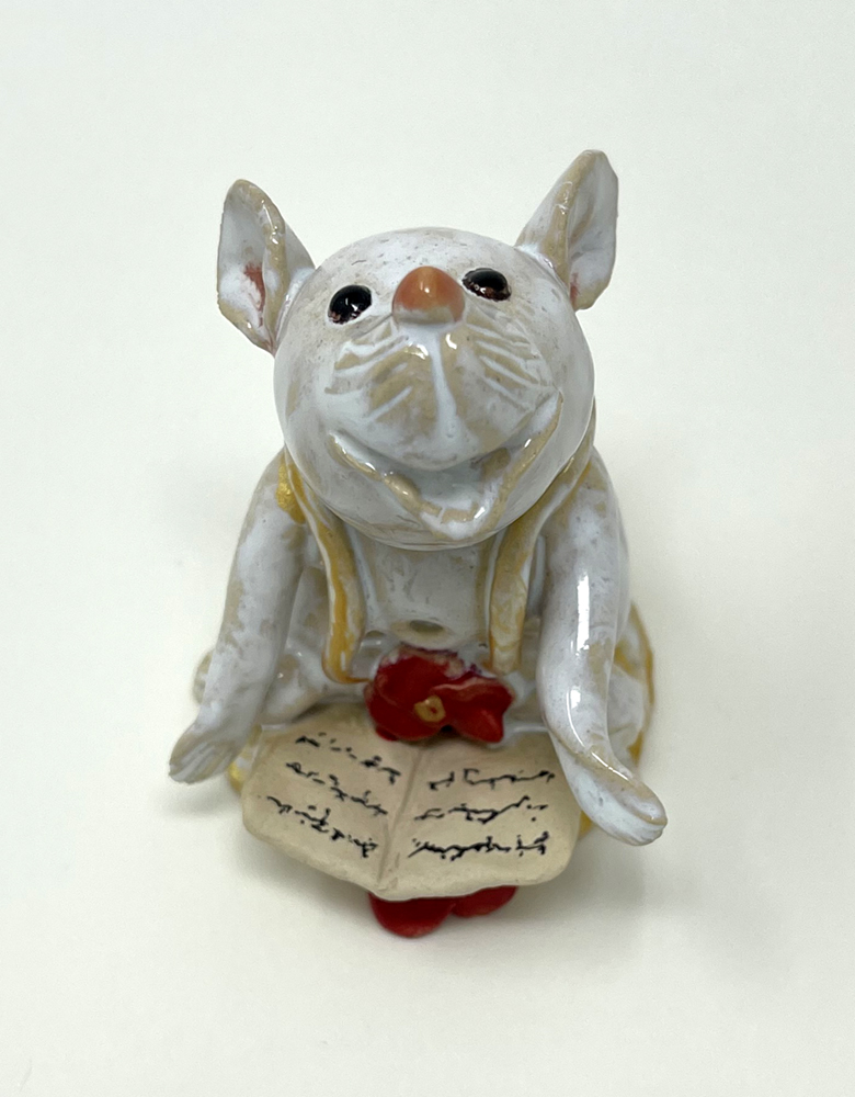 -Brigitte Saugstad Mouse drum-24, hand-modelled ceramic statue, sculpture, idol, figurine, mouse -A