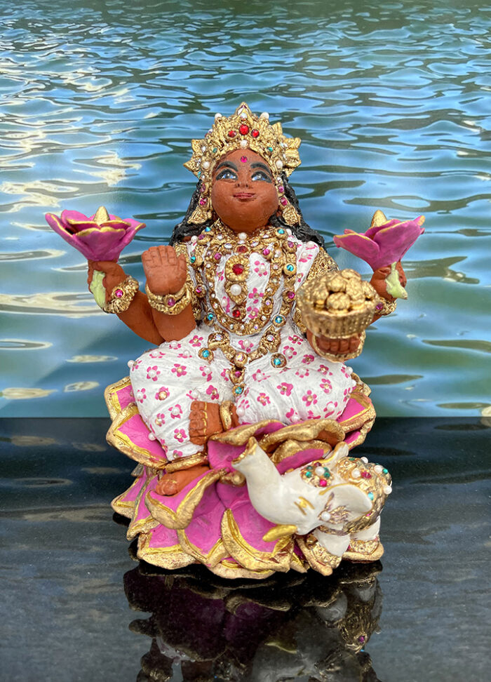 Brigitte Saugstad Lakshmi-3 15x10x11, ceramic statue, sculpture, idol, figurine -A