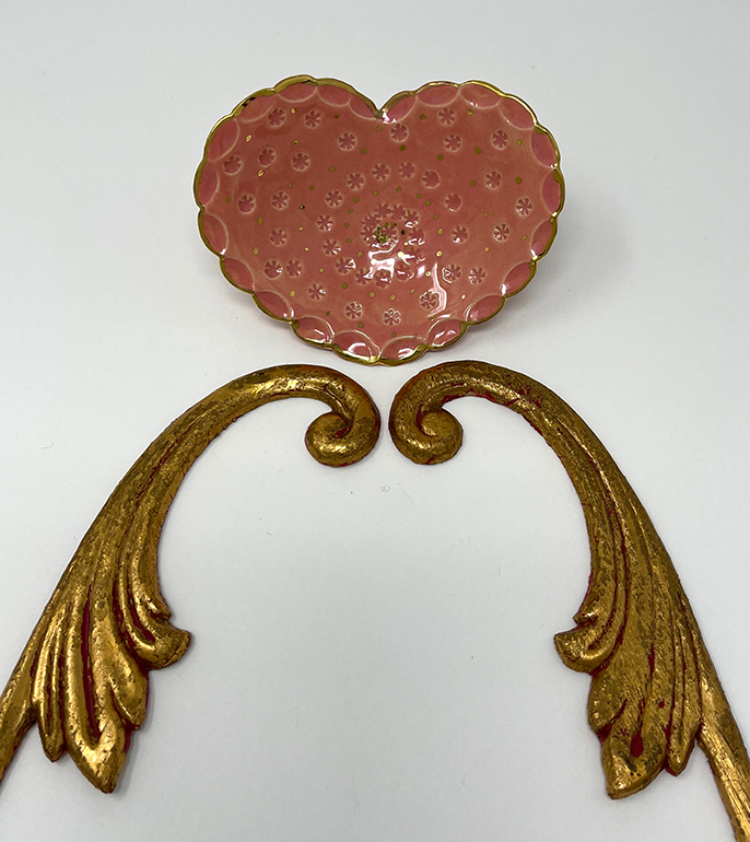 Brigitte Saugstad Papageno-13 heart-pink Vienna, ceramic bowls, handmade, unique, original -B